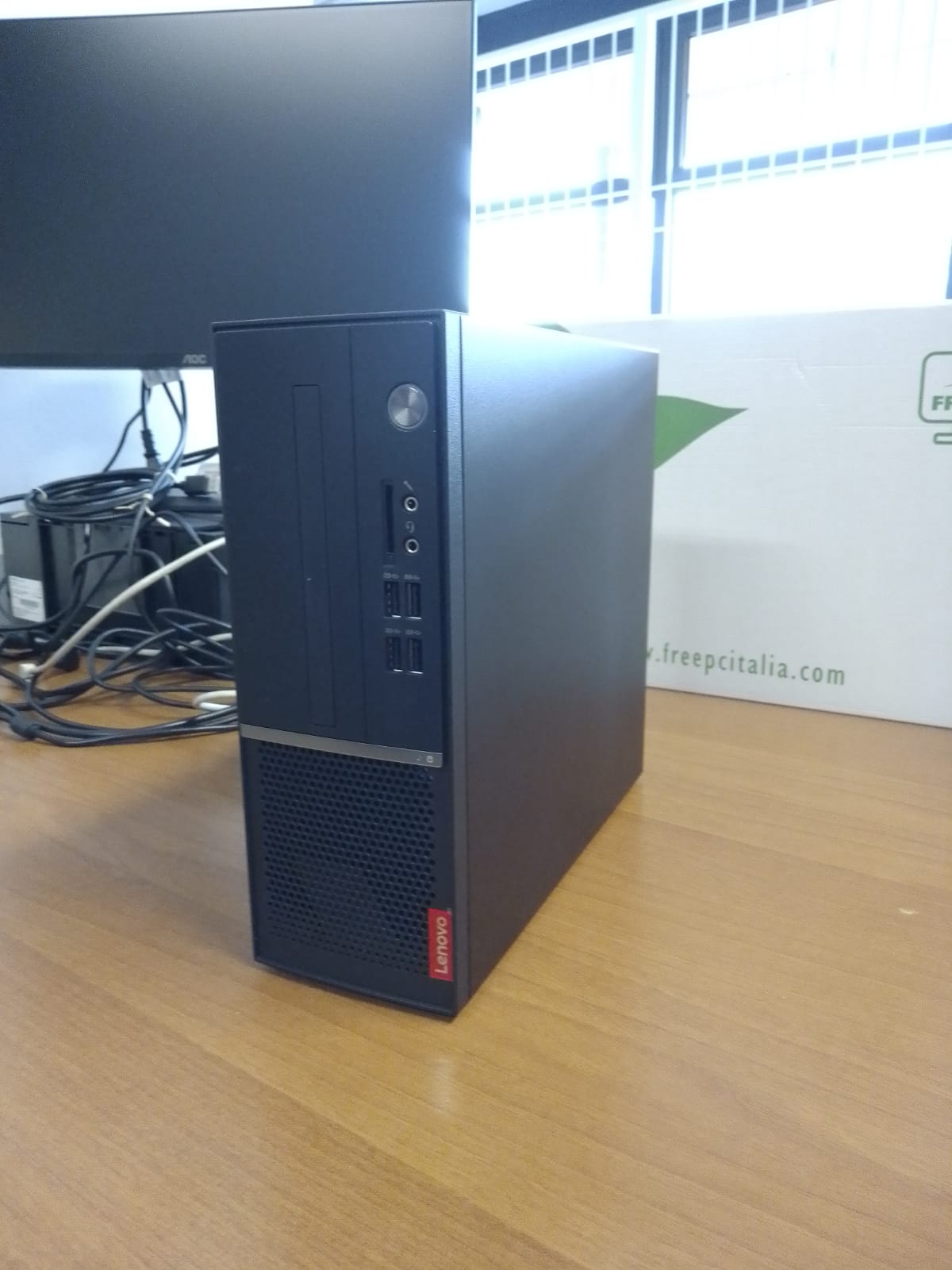 Lenovo ThinkCentre V530S-07ICR SFF ricondizionato - immagine 5