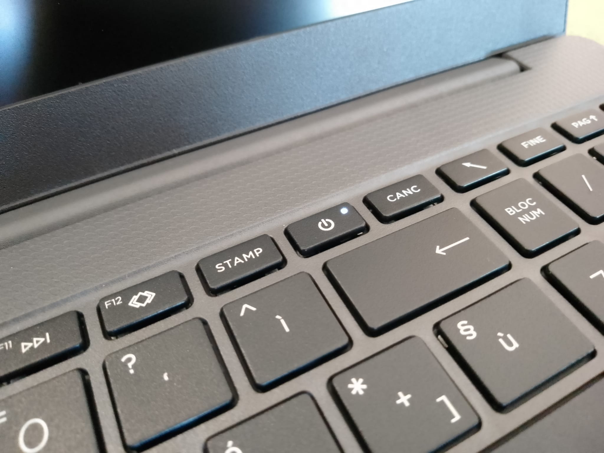 HP 250R G10 D1LA7AT - immagine 4